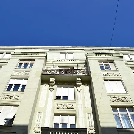 Apartment Casamia-elegant Vaci St.apt Budapest